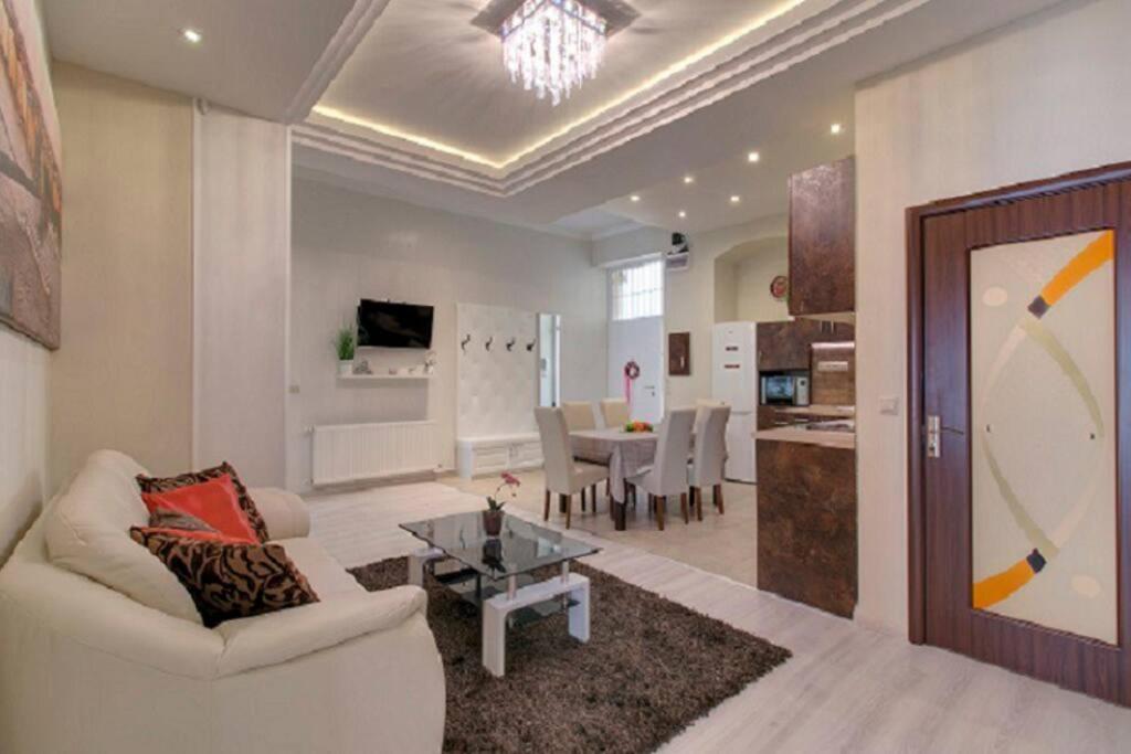 Super Central Apartment Budapeszt Zewnętrze zdjęcie